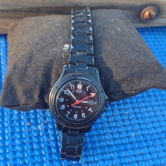 Casio Women's Black Watch - Picture 1 of 2